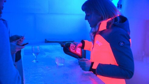 2016-12-11 00:00:00 - Onderkoeld feesten in de Huskybar in Kuurne