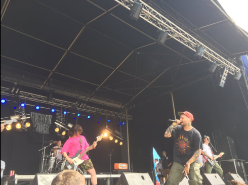 2016-08-12 00:00:00 - Ieperfest gaat loeihard van start