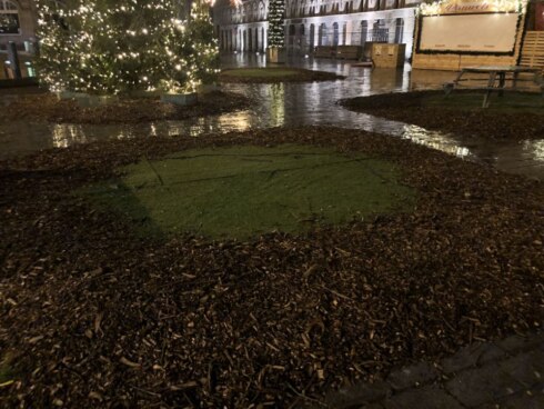 2023-01-02 00:00:00 - Kerstiglo's vroeger weggenomen in Ieper