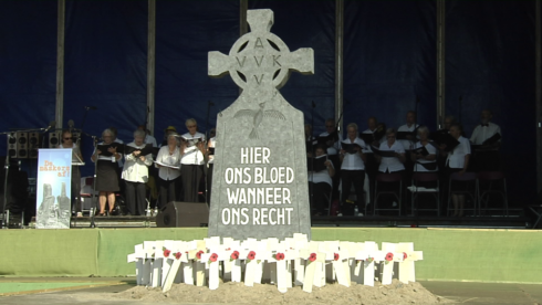 2016-08-28 00:00:00 - Radicale Vlaamsgezinden verzamelen op IJzerwake