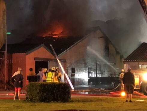 2018-04-19 00:00:00 - Hevige brand in varkenshouderij Jabbeke