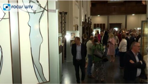 2022-04-27 00:00:00 - Bijzondere tentoonstelling van glaskunst in Roeselare
