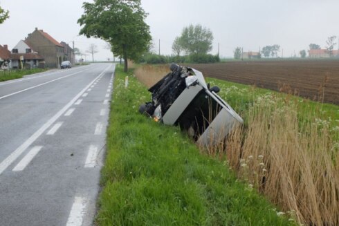 2019-05-02 00:00:00 - Ongeval door langgerekt mazoutspoor op N35