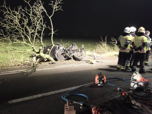 2016-12-14 00:00:00 - Chauffeur komt om in Veurne