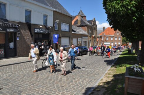 2016-12-21 00:00:00 - Kasseien verdwijnen gedeeltelijk in Kemmel