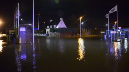 2017-12-14 00:00:00 - Tweehonderd oproepen voor wateroverlast