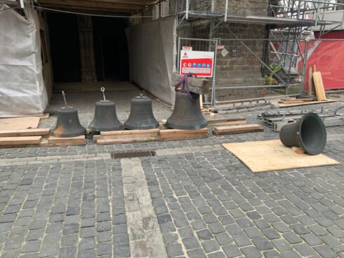 2023-01-24 00:00:00 - Klokken uit Poperingse beiaard gehaald door houtworm