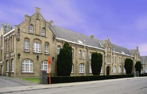 2016-09-15 00:00:00 - Klooster Merkem mag niet afgebroken worden