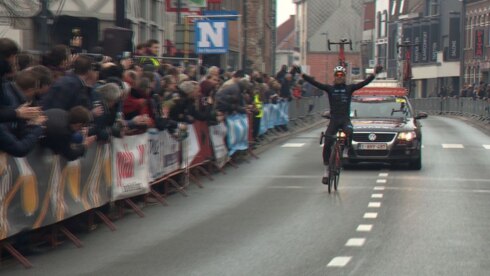 2018-03-03 00:00:00 - Bjorn De Decker wint Vlaamse Pijl Harelbeke