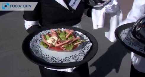 2018-09-29 00:00:00 - 32 topchefs serveren het beste uit hun keuken tijdens Kookeet Brugge