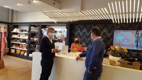 2021-04-06 00:00:00 - Winkelen op afspraak: "het is een ramp"