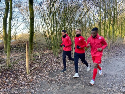 2020-01-06 00:00:00 - Geen exotische zon voor KV Kortrijk, wel bosloop in Gullegem