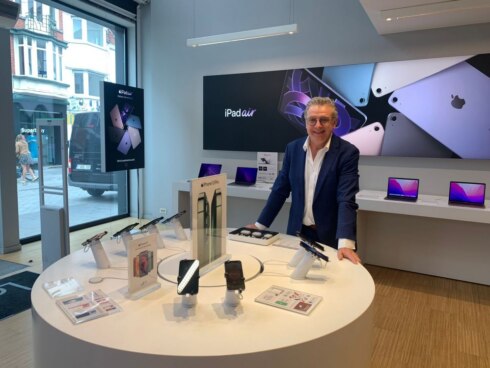 2022-05-16 00:00:00 - Lab9 Stores neemt 15 Apple-winkels over van Switch