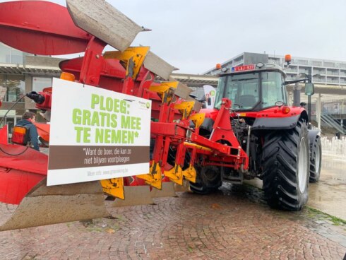 2021-11-02 00:00:00 - Jonge land- en tuinbouwers voeren ludiek actie