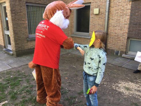 2020-04-07 00:00:00 - Paashaas vergeet kwetsbare kinderen niet