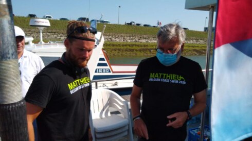 2020-09-14 00:00:00 - Matthieu Bonne doet tweede poging om kustlijn af te zwemmen