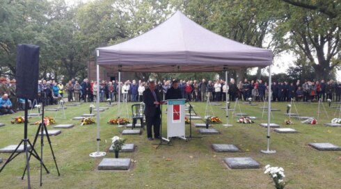 2017-10-06 00:00:00 - 100 jaar Duitse begraafplaats Menen Wald