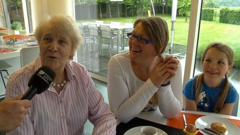 2018-05-13 00:00:00 - Mama's in de bloemetjes gezet