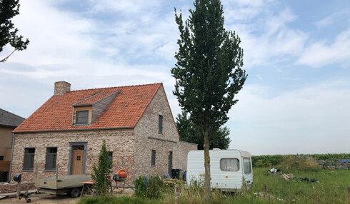 2019-07-30 00:00:00 - Dader oudermoord Boezinge blijft in de cel