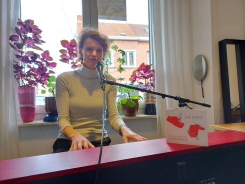 2021-03-15 00:00:00 - Katrien brengt muzikale ode aan de zorg