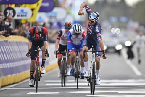 2022-04-03 00:00:00 - Van der Poel wint voor tweede keer Vlaanderens mooiste