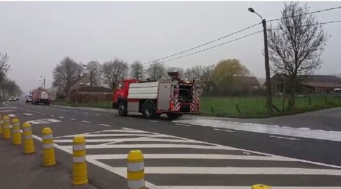 2018-04-12 00:00:00 - Oliespoor van 17 km tussen Deerlijk en Sint-Eloois-Vijve