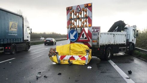 2020-12-01 00:00:00 - Ongeval met 7 voertuigen op E403