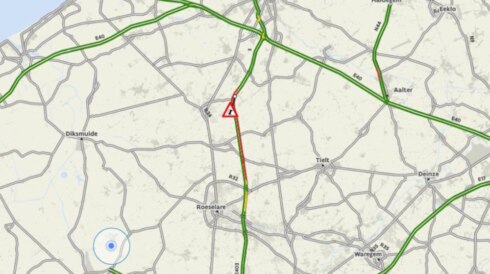 2023-01-26 00:00:00 - 10 km file door ongeval op E403 in Torhout