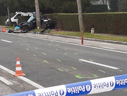 2022-01-25 00:00:00 - Jongeman sterft bij zwaar ongeval in Roeselare