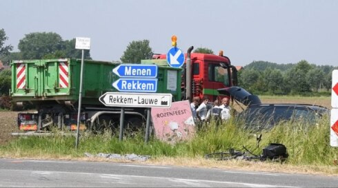 2023-06-12 00:00:00 - Fietser (70) zwaargewond na aanrijding met vrachtwagen