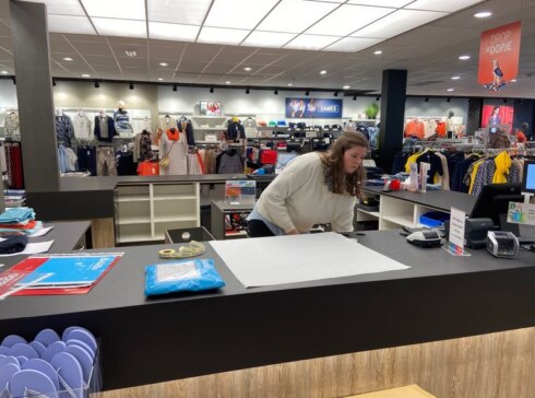 2020-04-08 00:00:00 - Modeketens: webverkoop helpt, maar impact blijft groot