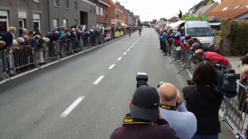 2016-10-03 00:00:00 - Joeri Calleeuw wint herfstcriterium