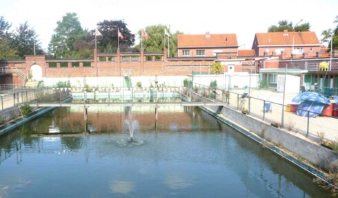 2016-08-24 00:00:00 - Oud zwembad Ieper krijgt nieuwe functie