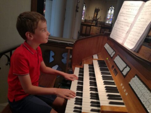 2019-07-15 00:00:00 - Wouter (9) is jongste orgelspeler
