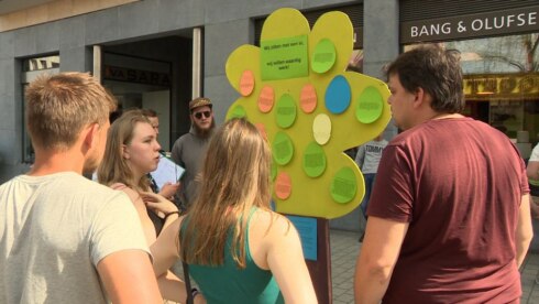2019-04-22 00:00:00 - Jongeren kaarten misbruik op arbeidsmarkt aan