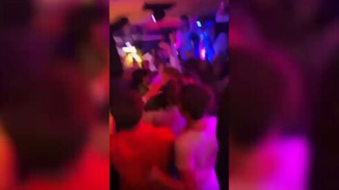 2021-06-25 00:00:00 - Te uitbundige feestjes in Kortrijkse cafés na examens