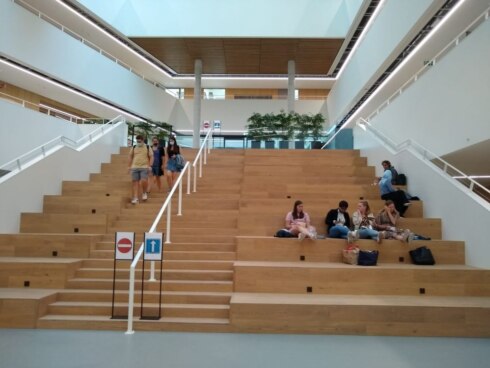 2020-09-15 00:00:00 - Howest opent nieuw academiejaar in gloednieuwe campus