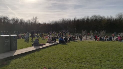 2019-02-17 00:00:00 - Veel wandelaars genieten van mooi lenteweer