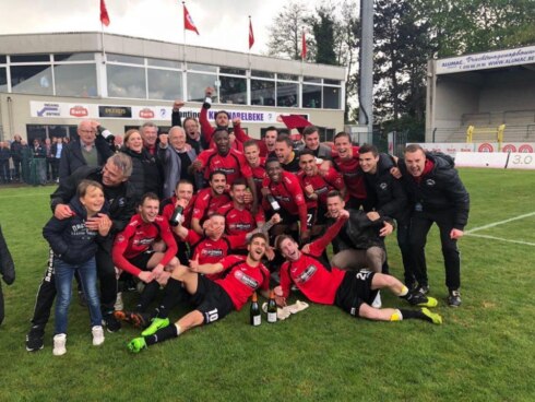2019-04-28 00:00:00 - Winkel speelt kampioen op veld van Harelbeke
