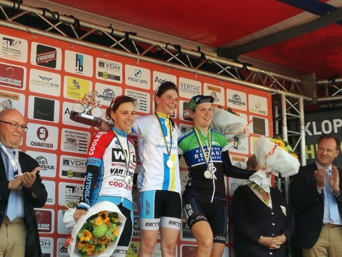 2017-09-03 00:00:00 - Lara Defour pakt West-Vlaamse kampioenentrui