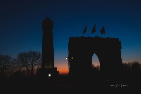 2023-03-02 00:00:00 - 'Kus' van Jupiter & Venus mooi te zien boven West-Vlaanderen