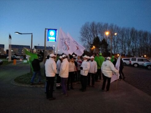 2018-12-13 00:00:00 - Politiebonden voeren actie in Zeebrugge