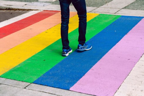 2023-01-21 00:00:00 - Roeselare bindt zich aan Rainbow Cities Network