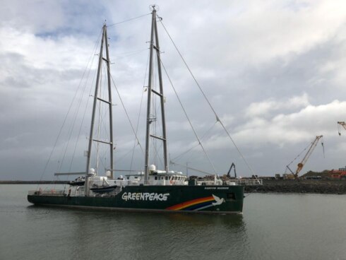 2019-09-27 00:00:00 - Greenpeace-schip Rainbow Warrior in Oostende