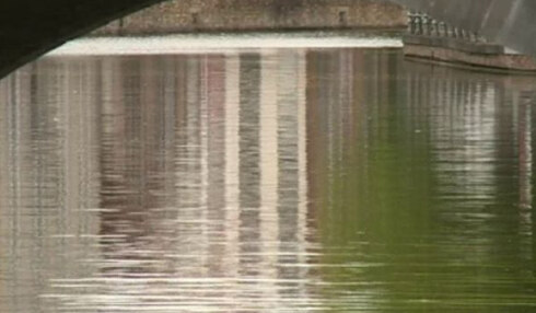 2018-06-05 00:00:00 - Reitjes in Brugge vervuild door afvalwater