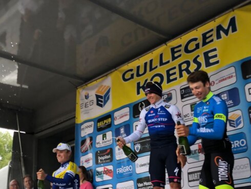2022-05-31 00:00:00 - Indrukwekkende Remco Evenepoel wint Gullegem Koerse