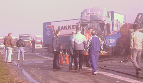2018-02-27 00:00:00 - Kettingbotsing op E403, exact 22 jaar geleden
