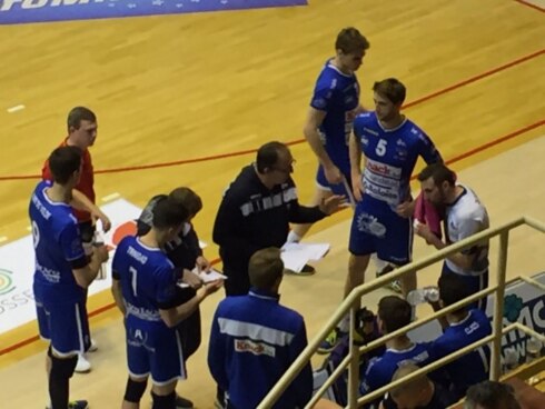 2017-04-26 00:00:00 - Volley: Roeselare en Maaseik strijden om de titel