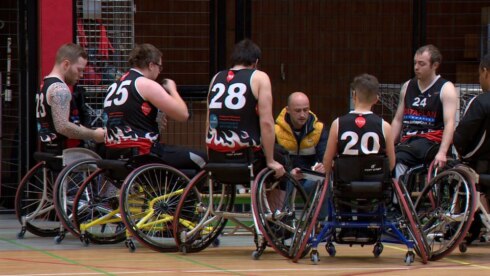 2019-11-17 00:00:00 - Zedelgemse rolstoelbasketters vieren nominatie prestigieuze prijs