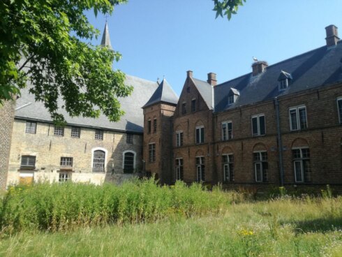 2018-07-04 00:00:00 - Rusthuissite in Damme krijgt tweede leven